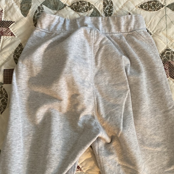 NWOT Lululemon Gray Joggers - Picture 4 of 5